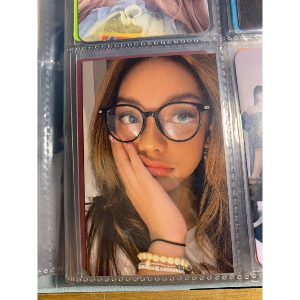 Photocard Naura ayu Diary Official