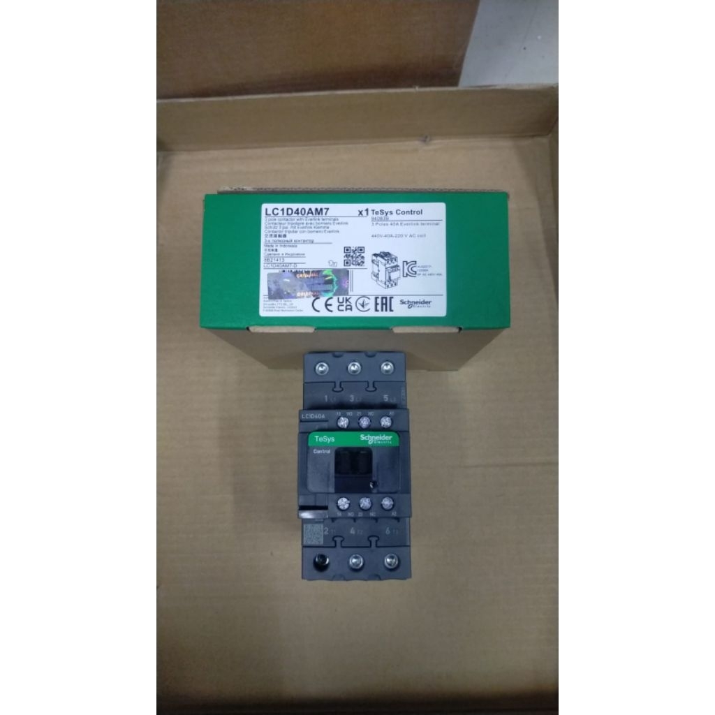CONTACTOR SCHNEIDER LC1D40AM7 CONTACTOR SCHNEIDER LC1D40AM7 220VAC