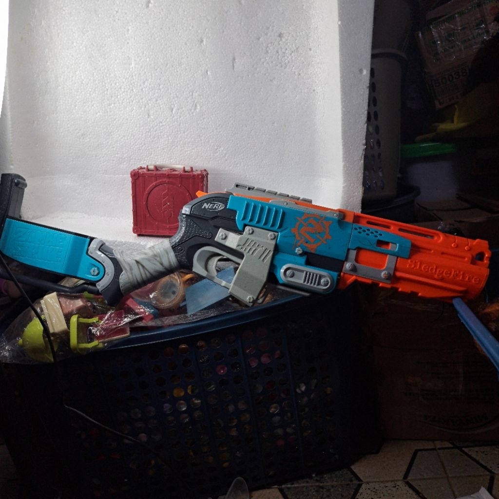 Mainan Tembakan Nerf Zombie