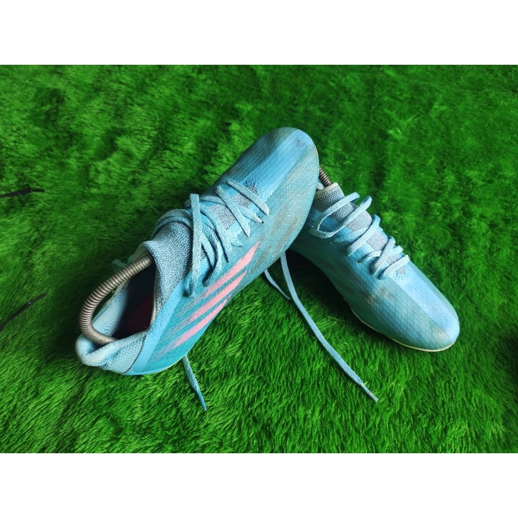 SEPATU BOLA ORII BEKAS 42 2/3