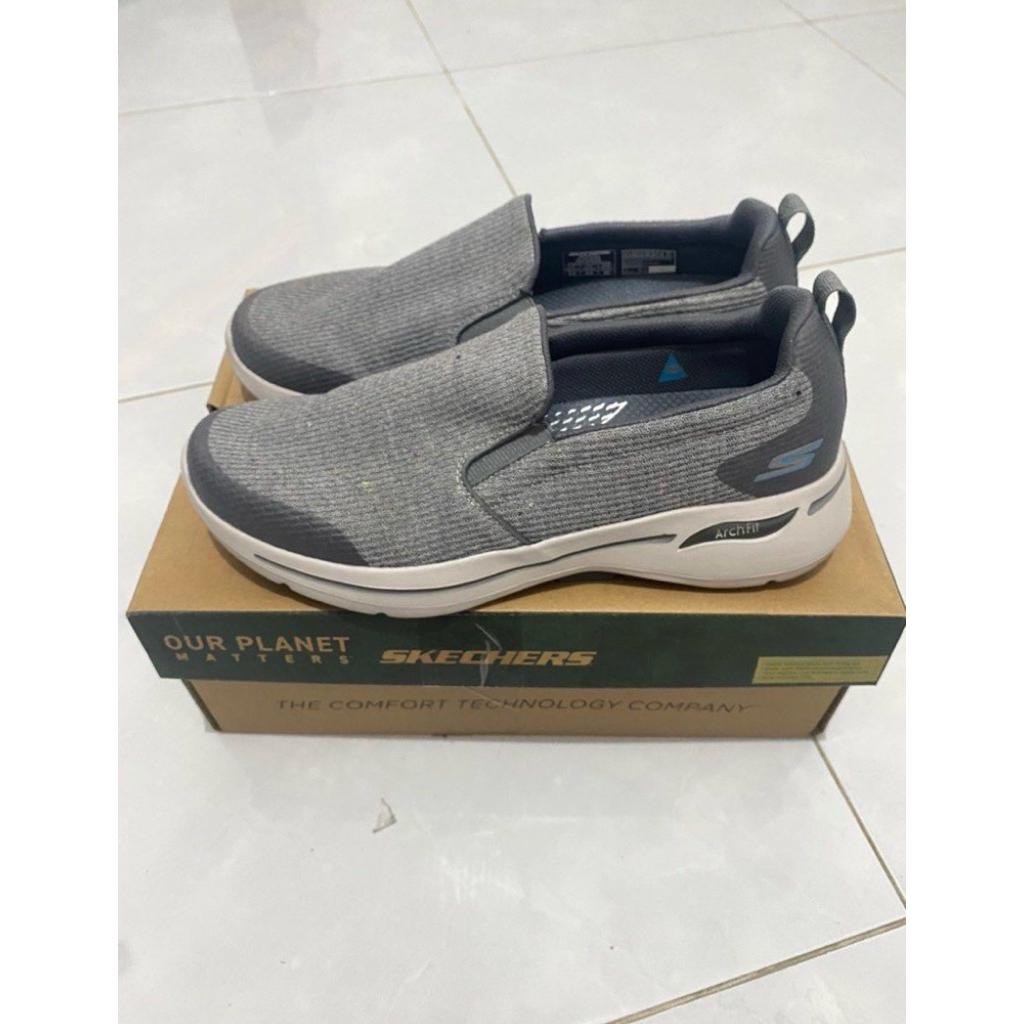 Skechers Go Walk Arch Fit