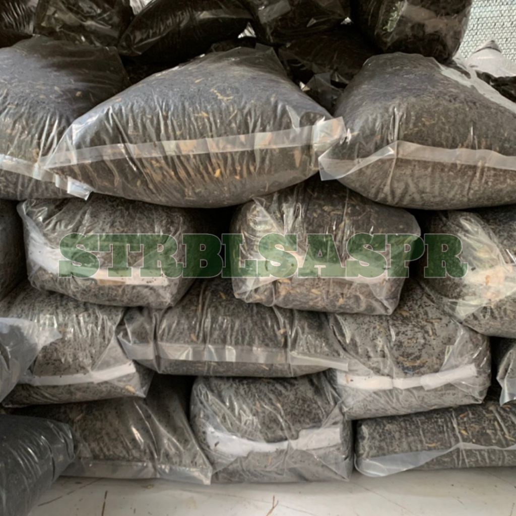 Tanah Kompos Organik Humus Subur Poros _ Media Tanam Bonsai Tanaman Hias _ Media Tanam Aglonema