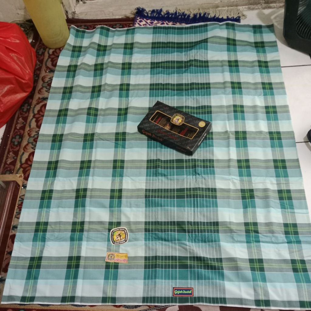sarung jadul gajah duduk (baru)