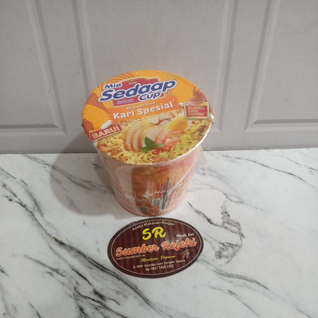 

MIE SEDAAP CUP KARI AYAM BERAT 81 GRAM