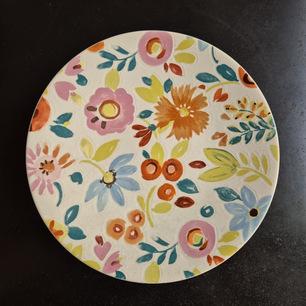 Set Piring Stoneware Ukuran Sedang