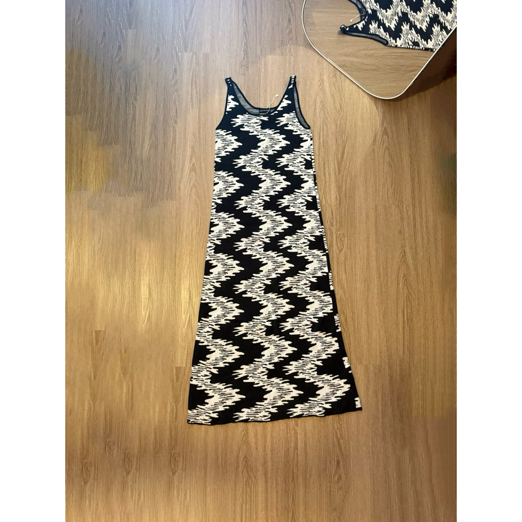 NOIR SUR BLANC Knit Dress