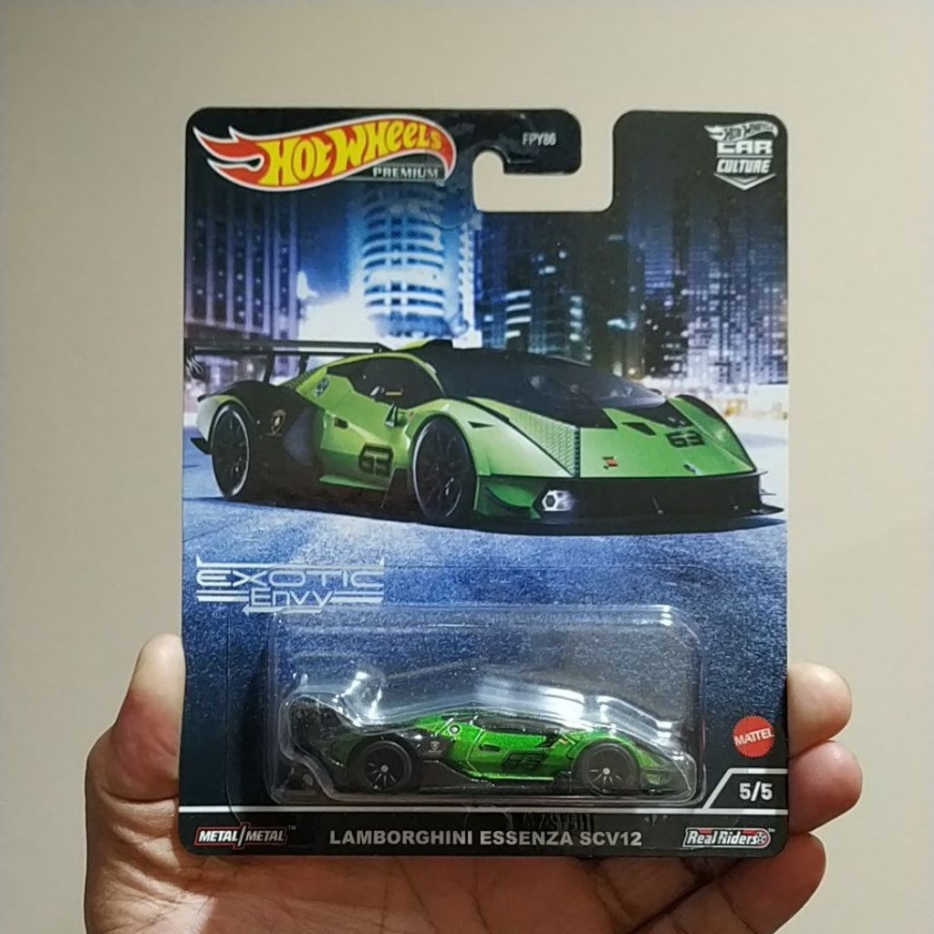 Hot Wheels Lamborghini Essenza SCV12 Premium