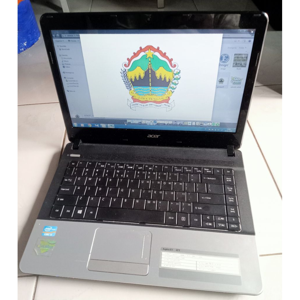 Laptop Acer Aspire E1-471