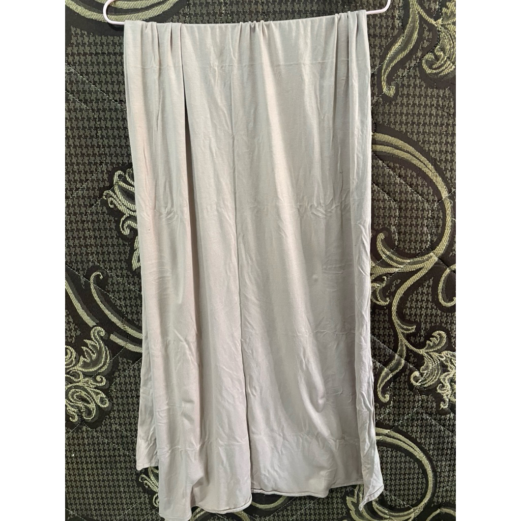 Preloved pashmina kaos rayon pink