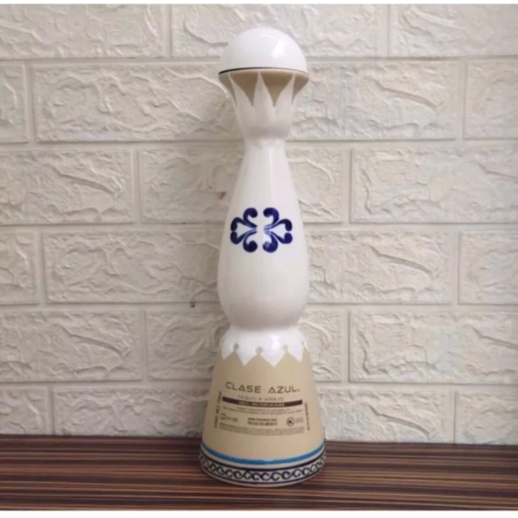 botol bekas azul anejo / botol pajangan / botol koleksi