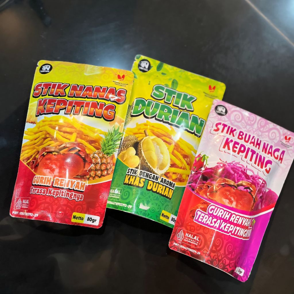 

Cemilan Khas Oleh Oleh Kalimantan Timur — Stik Durian, Stik Buah Naga Kepiting, Stik Nanas Kepiting