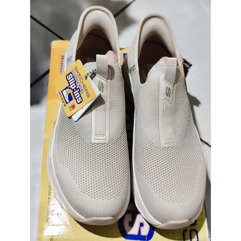 Skechers Arch fit glide step women's