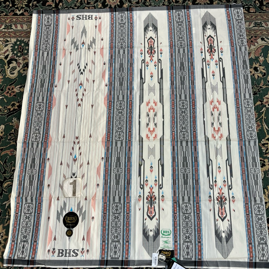 SARUNG BHS MASTERPIECE GOLD M83 SGL 1 PUTIH