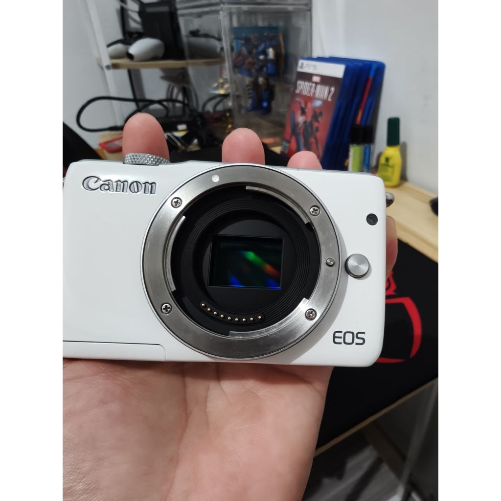 camera canon eos m10 bekas like new 98%