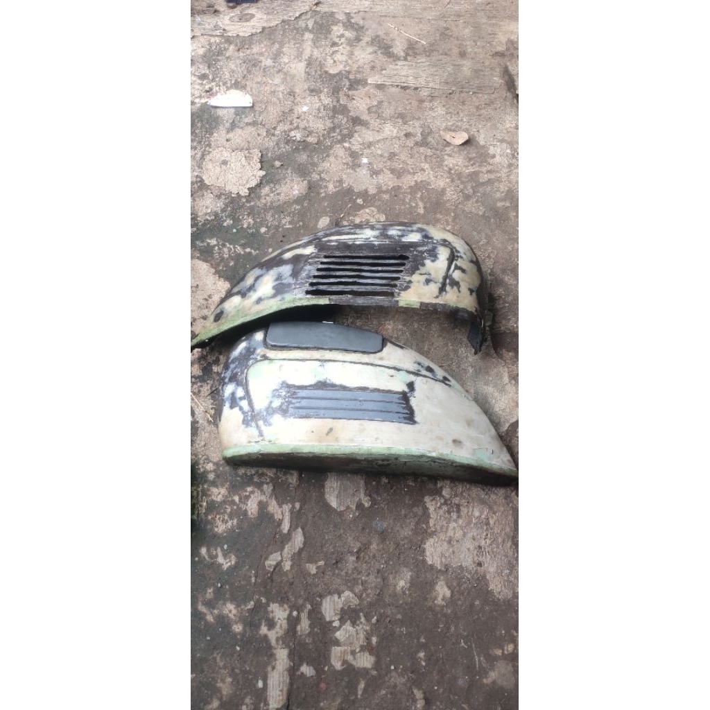 tepong vespa sprint kanan ori kiri super