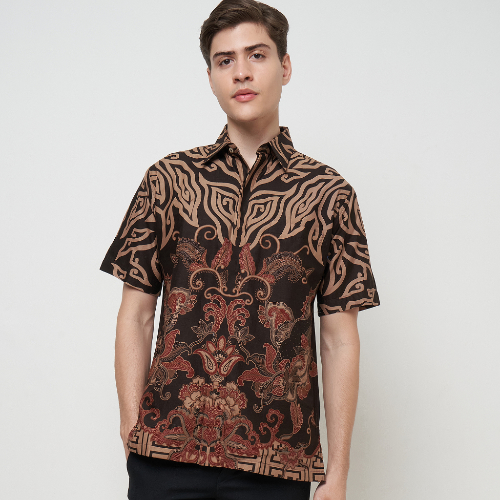 Krisna Wahyu Batik Katun Pria Lengan Pendek