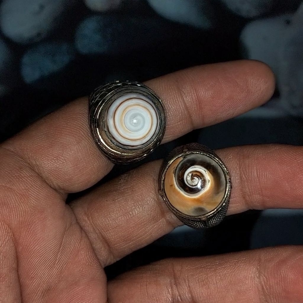 Batu akik puser keong bukan yaman bacan kalimaya garut pancawarna phirus