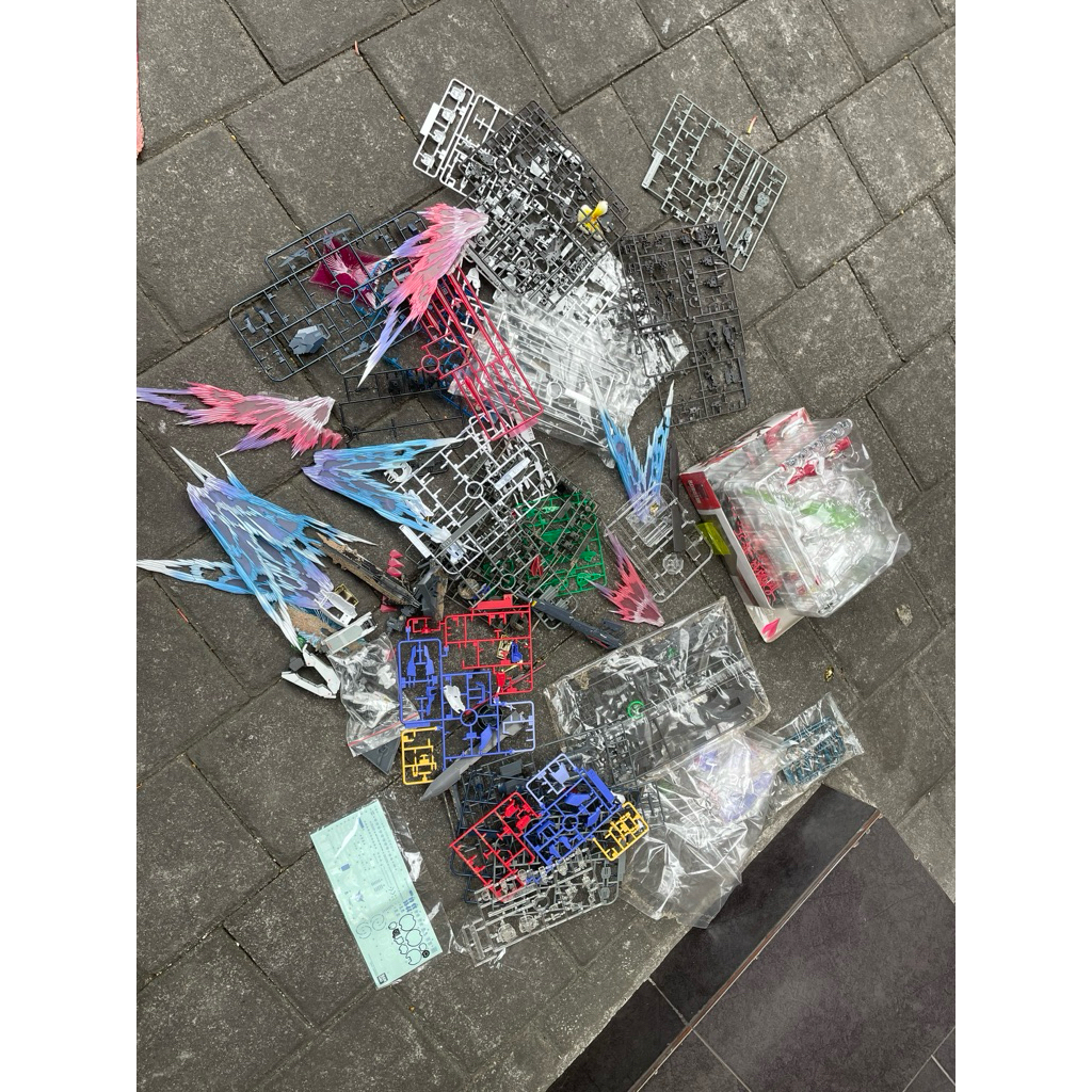 borongan gundam bandai