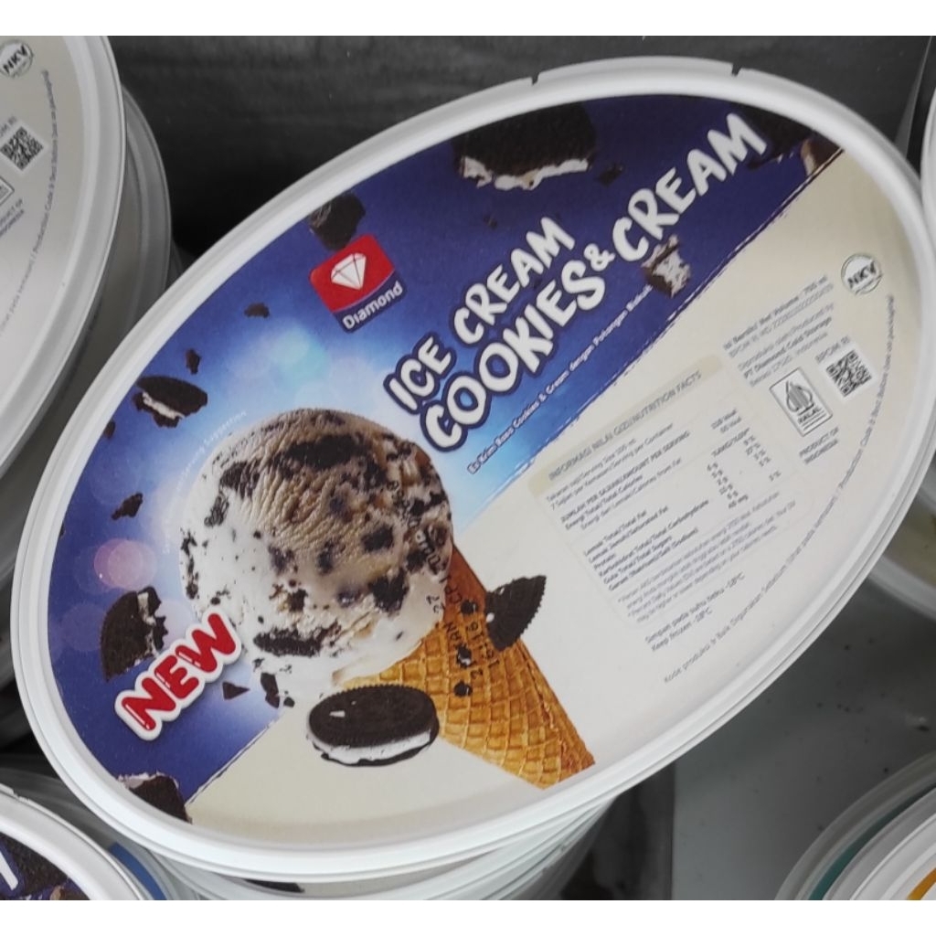 

Ice Cream Diamond Cookies n Cream 700 ml, Produk TERBARU....!!!