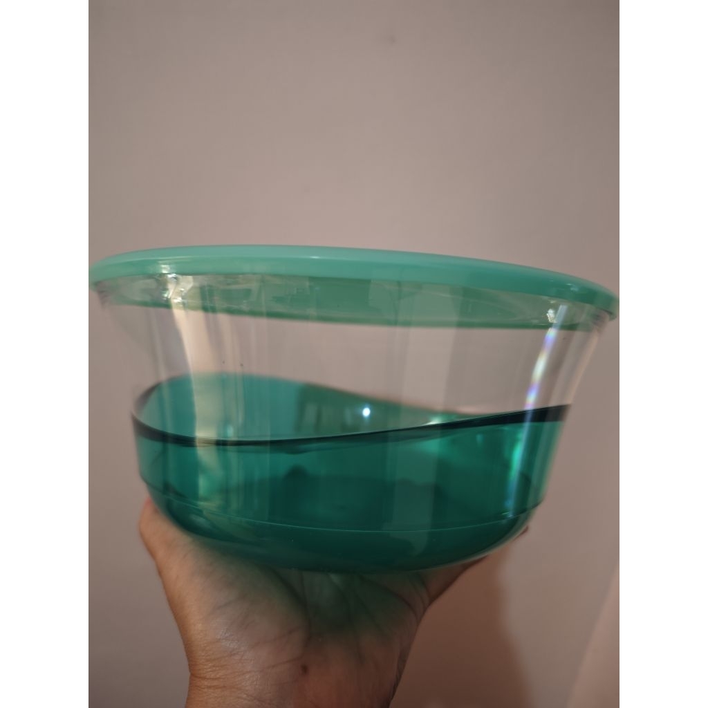 Bowl Tupperware  2.3Liter