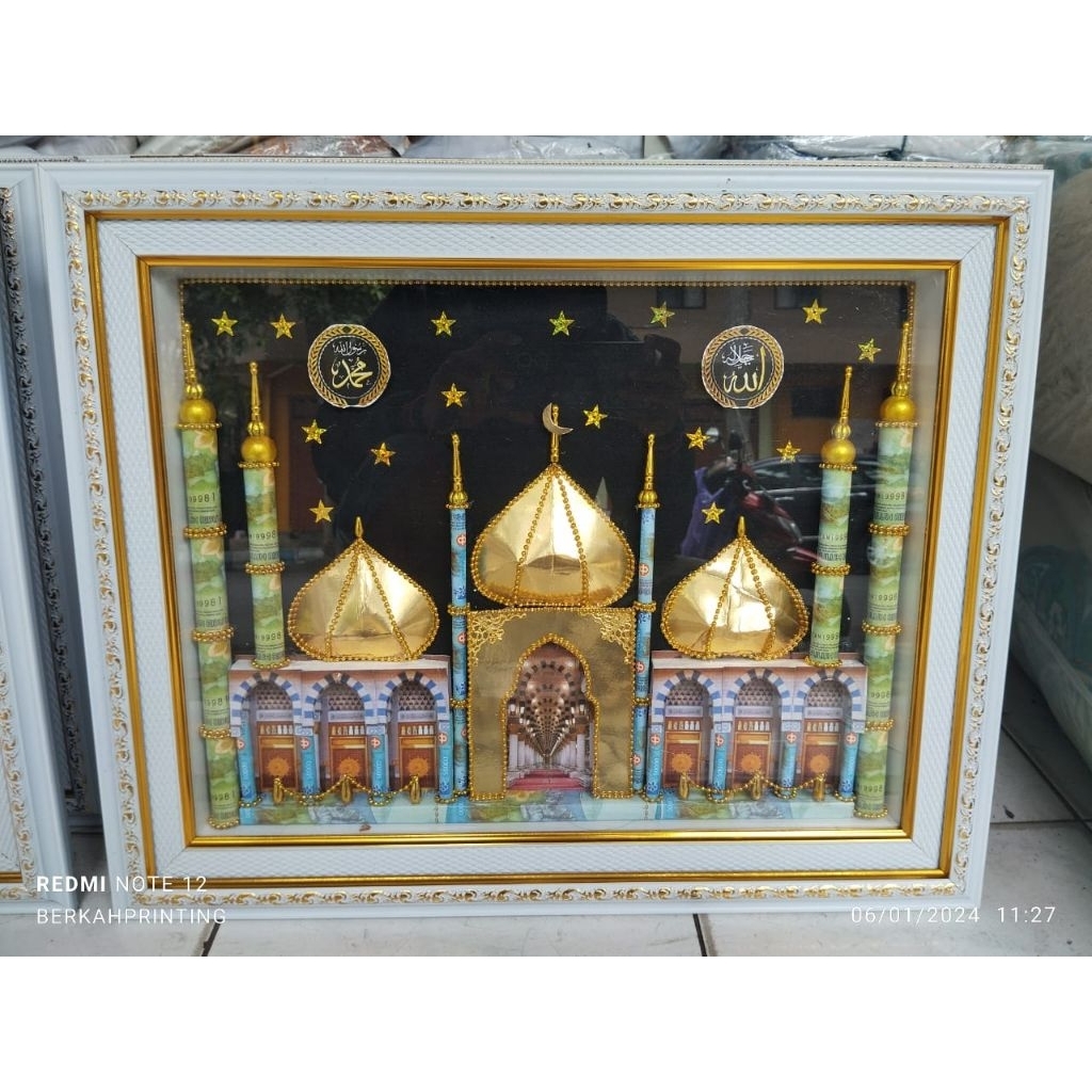 Mahar Masjid tiga kubah