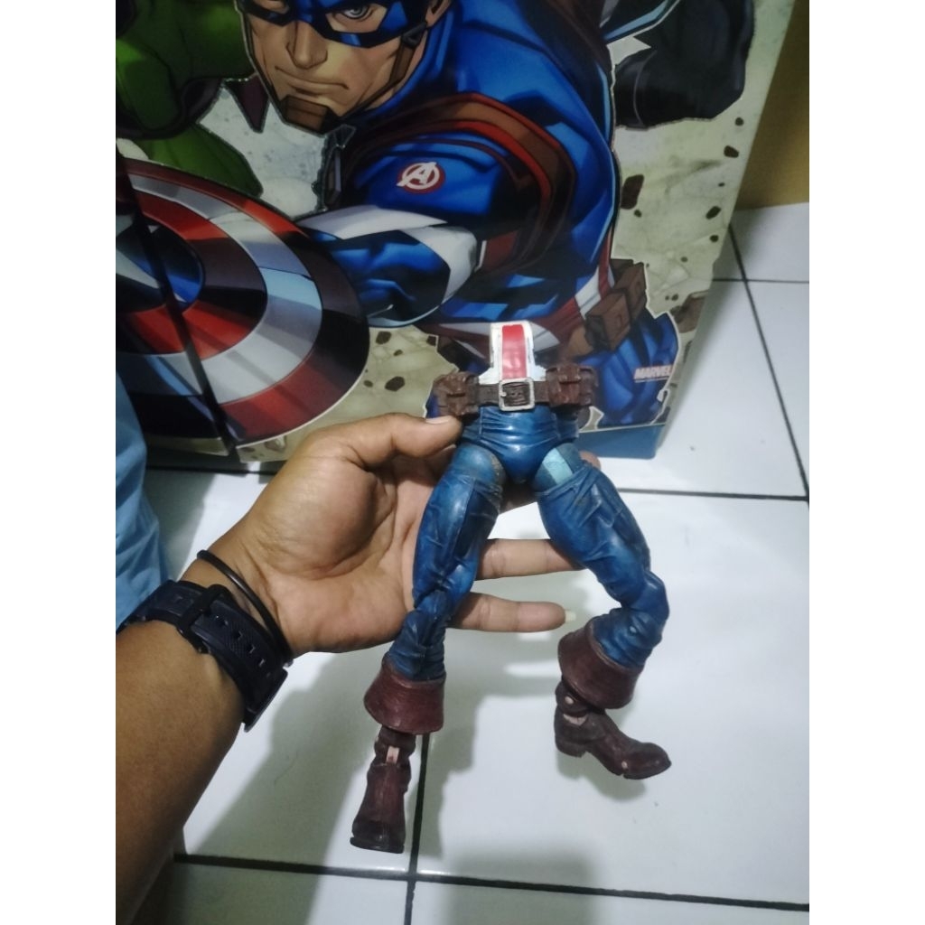 part figure kapten Amerika