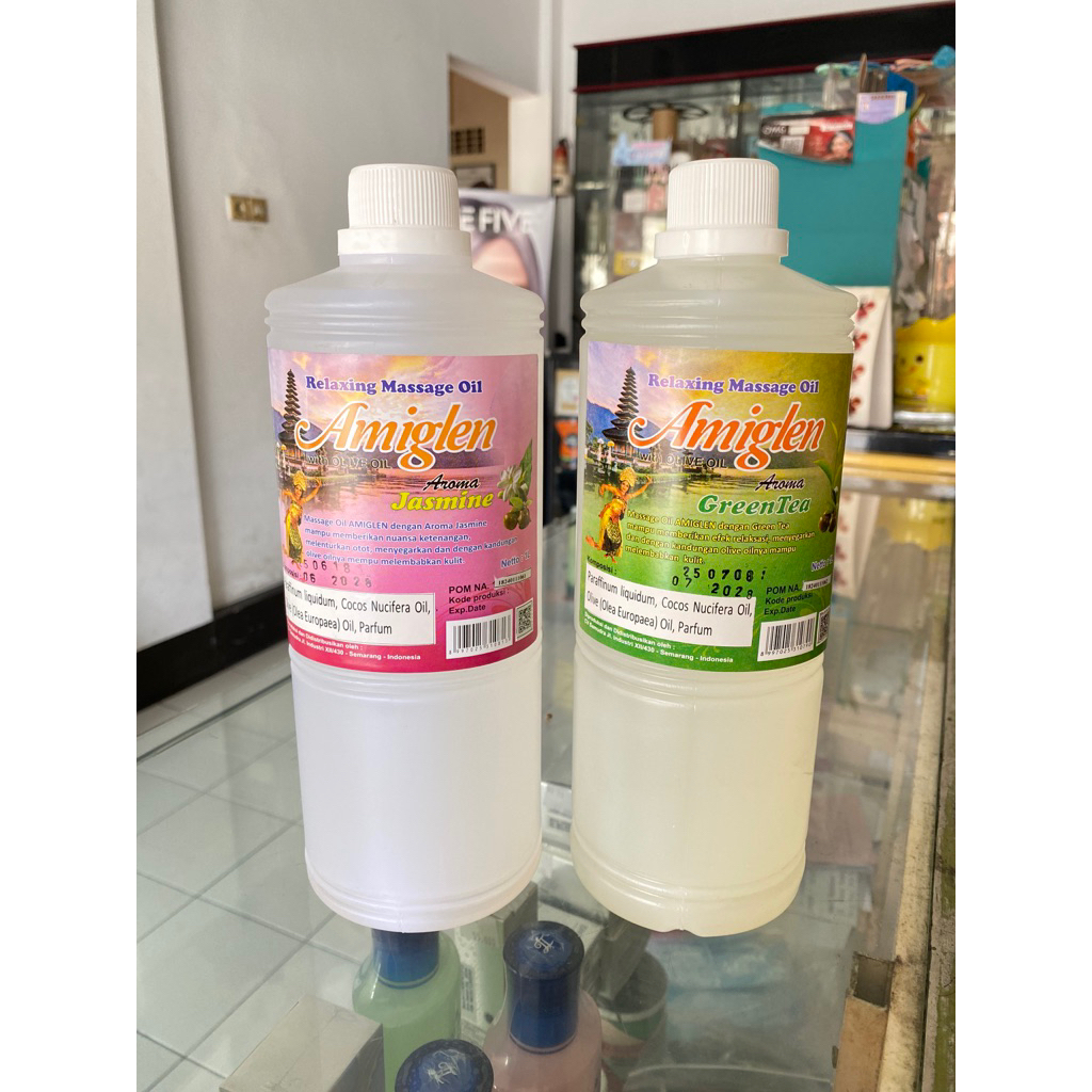 massage oil/minyak pijat/minyak pijat salon/minyak pijat literan/pompia massage oil