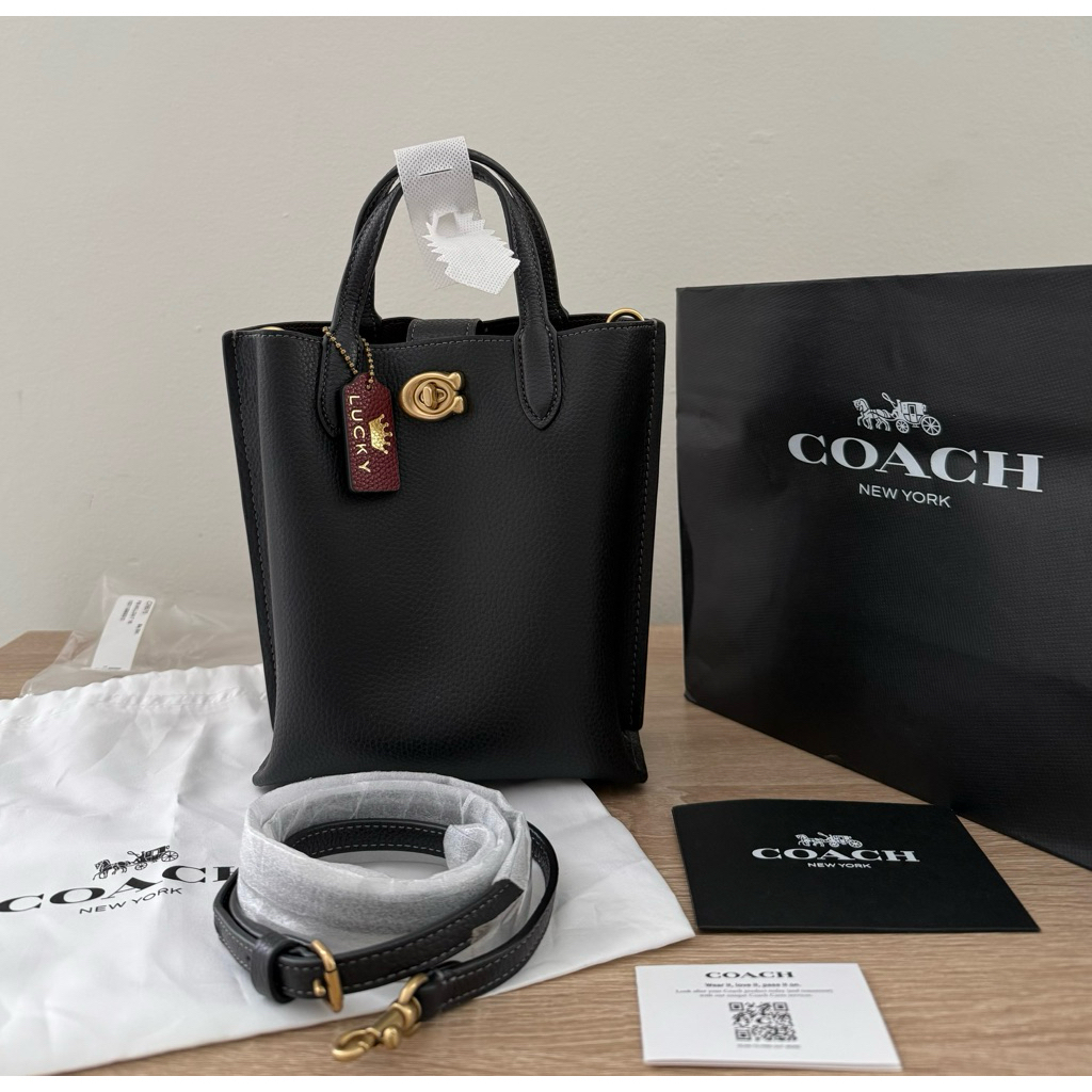 Preloved Like New Coach Willow Tote 16 Black Original Butik Engraved Name Tag