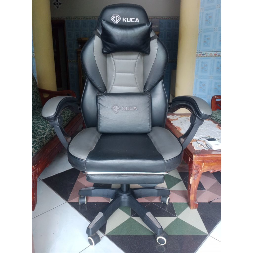 Kursi Kuca Gaming Ergonomi Bekas pakai sendiri