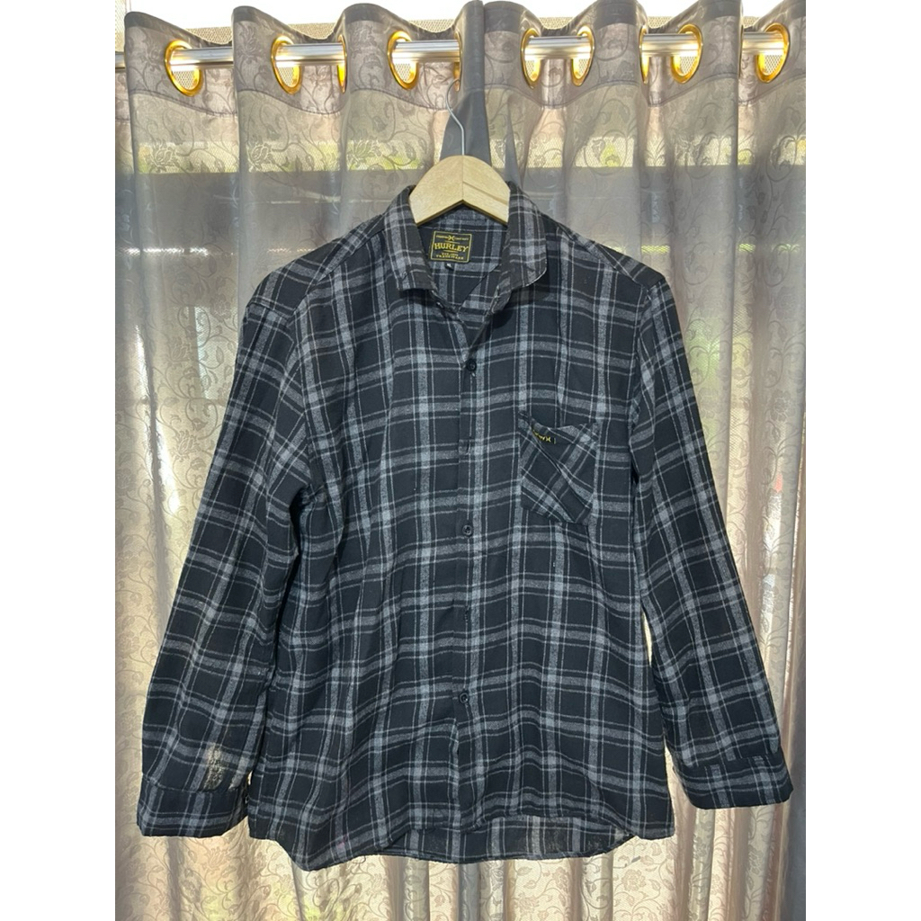 Kemeja Flanel Hurley Ukuran L