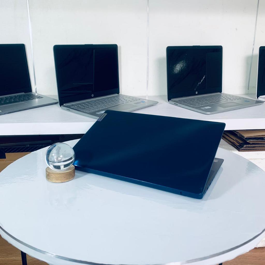 Murah Berkualitas | Laptop Lenovo Ideapad Slim 3  |  AMD Ryzen 5 7530U 2.00GHz  | Ram 8 | SSD 512 | 