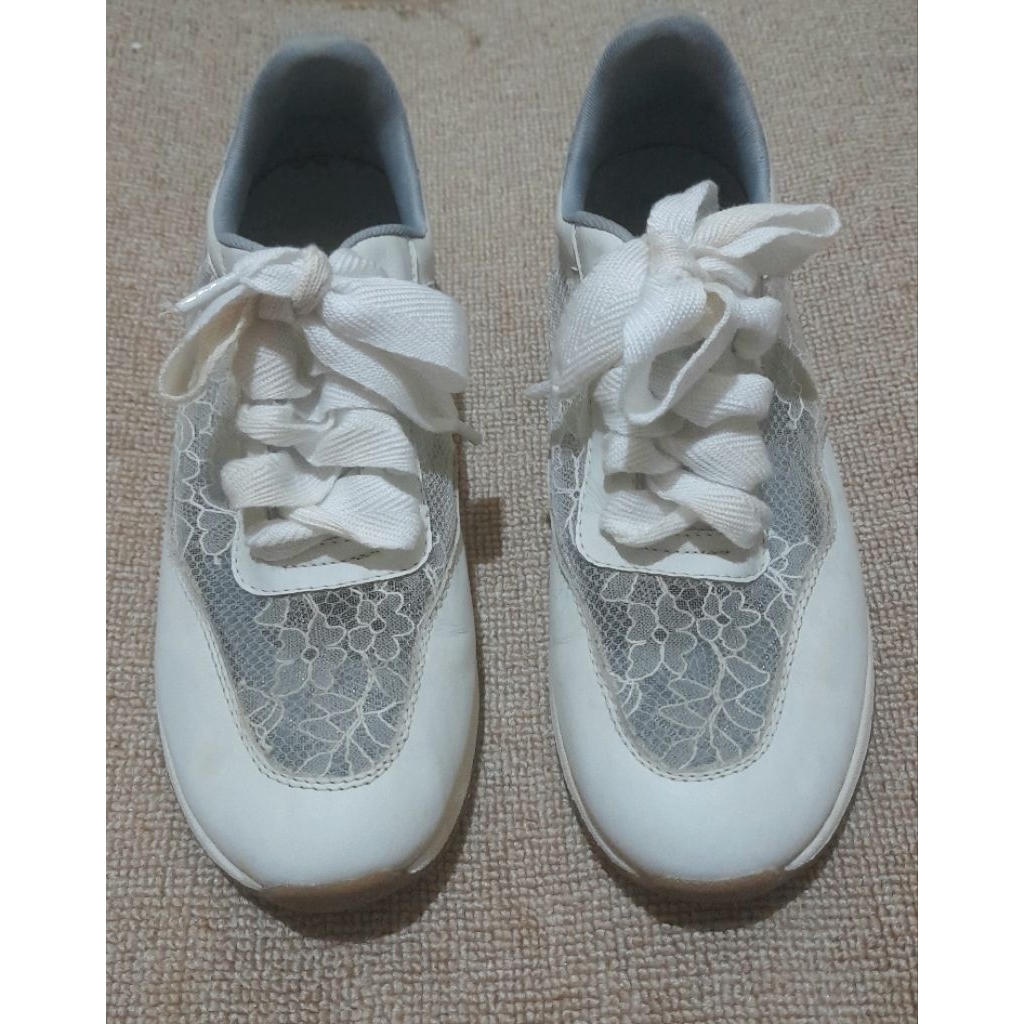 Preloved Ittaherl Rien Cloud size 37 / Preloved Ittaherl