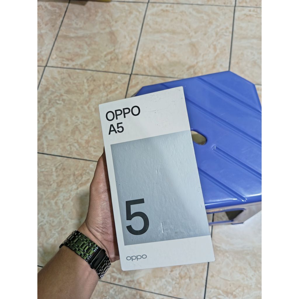 Oppo A5 2025 ram 8//128. New Baruu