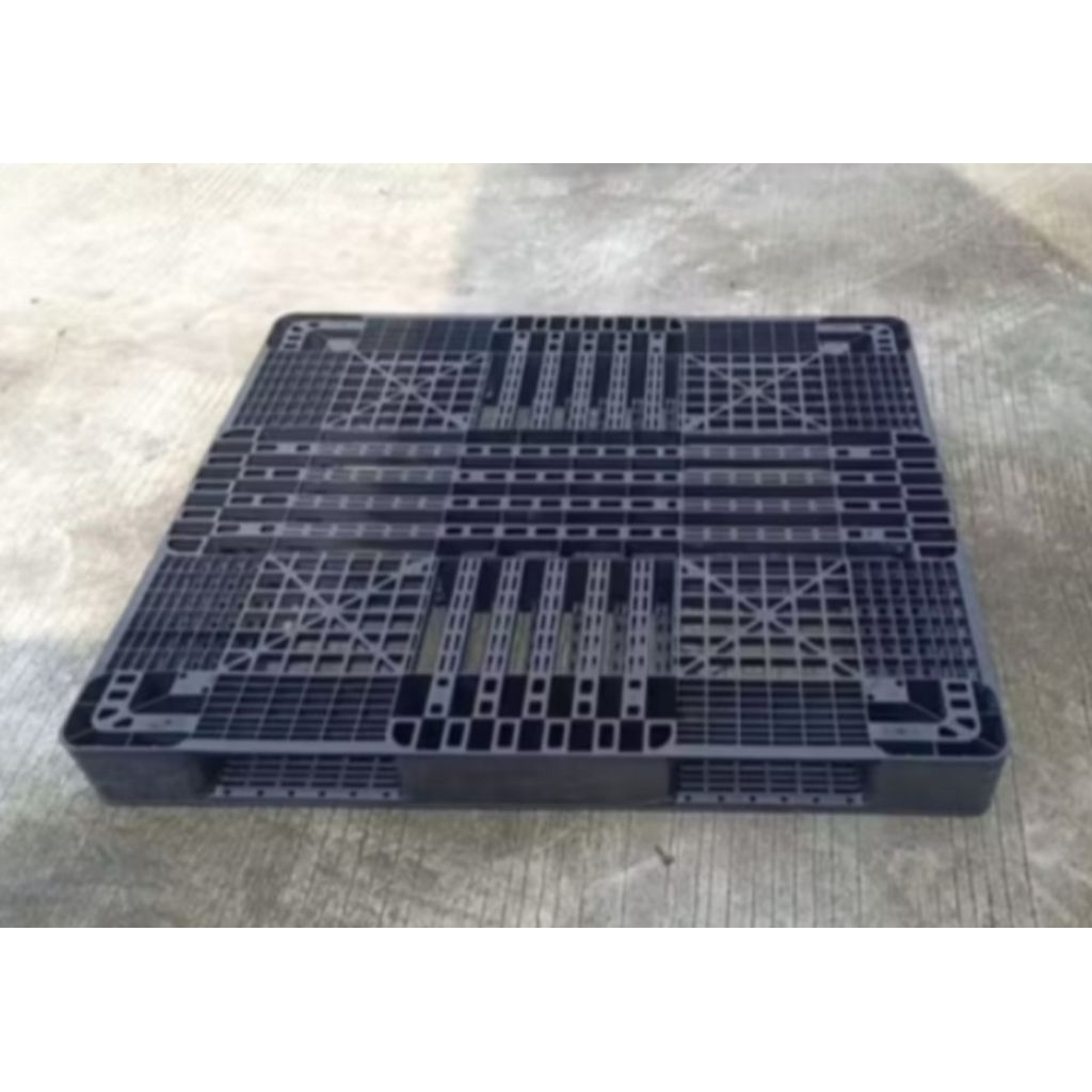 

palet plastik berkualitas cocok buat tatakan barang UK,110x130x12cm