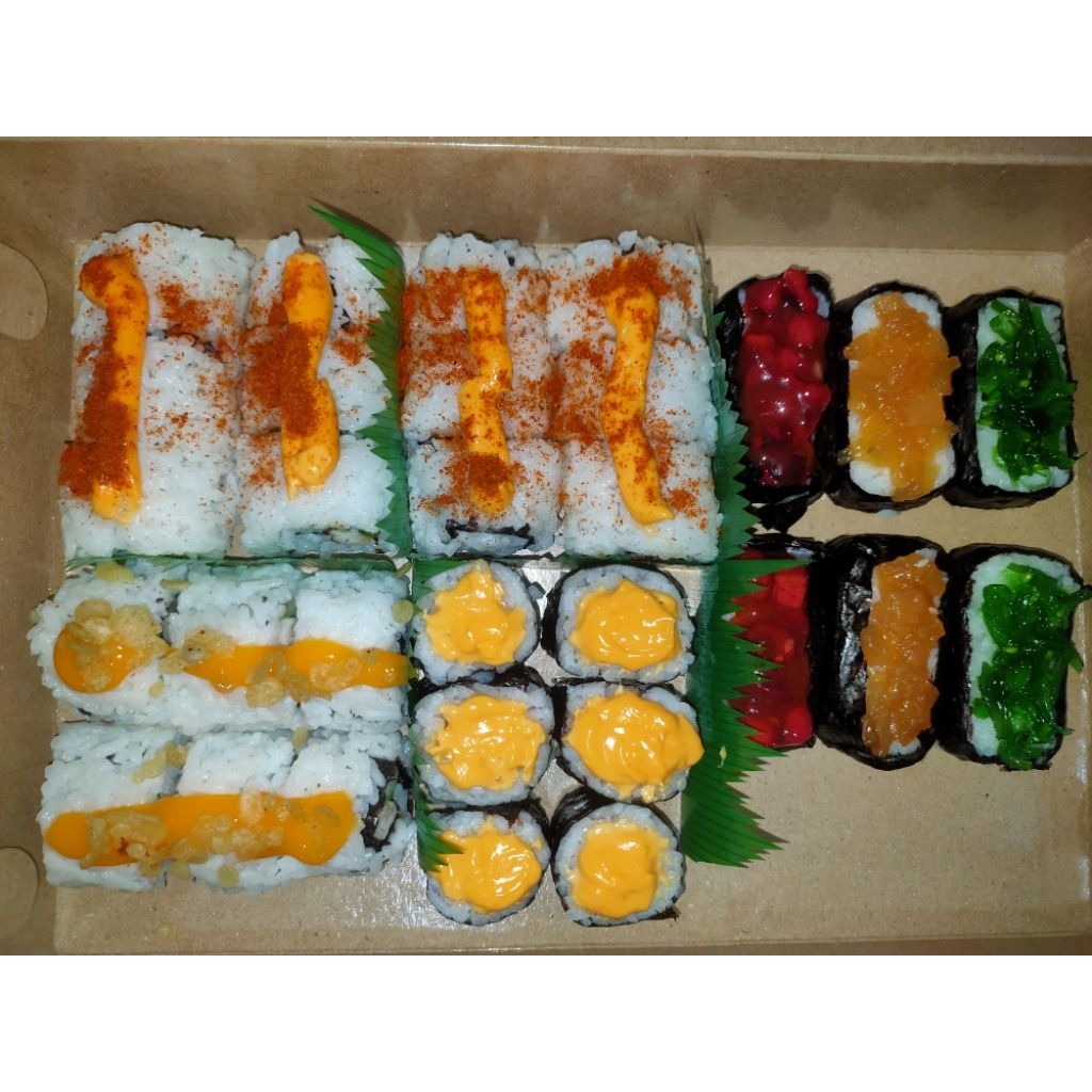

sushiayo platter isi 100pcs