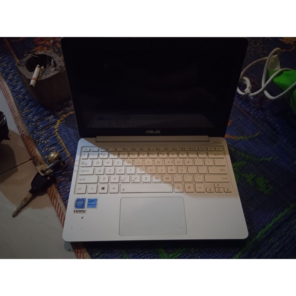 LAPTOP NOTEBOOK ASUS