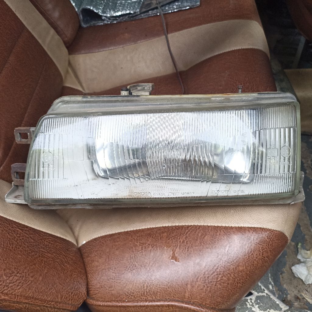 Headlamp kiri Toyota Twincam 1.6 Original copotan