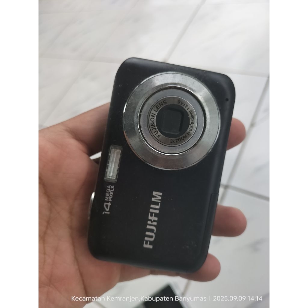 Kamera Fujifilm JV200