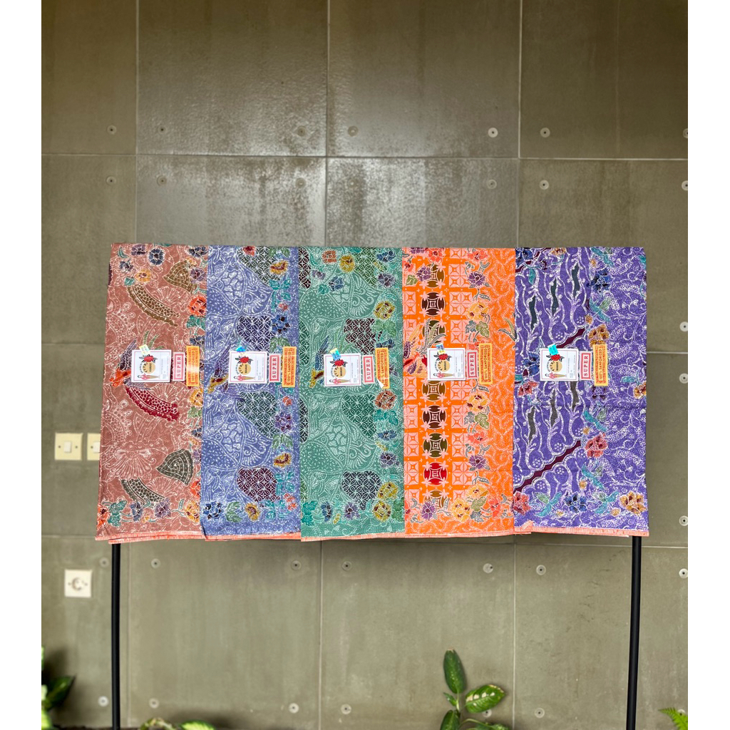 KAIN BATIK PUTRI MAWAR SEKAR JAGAD