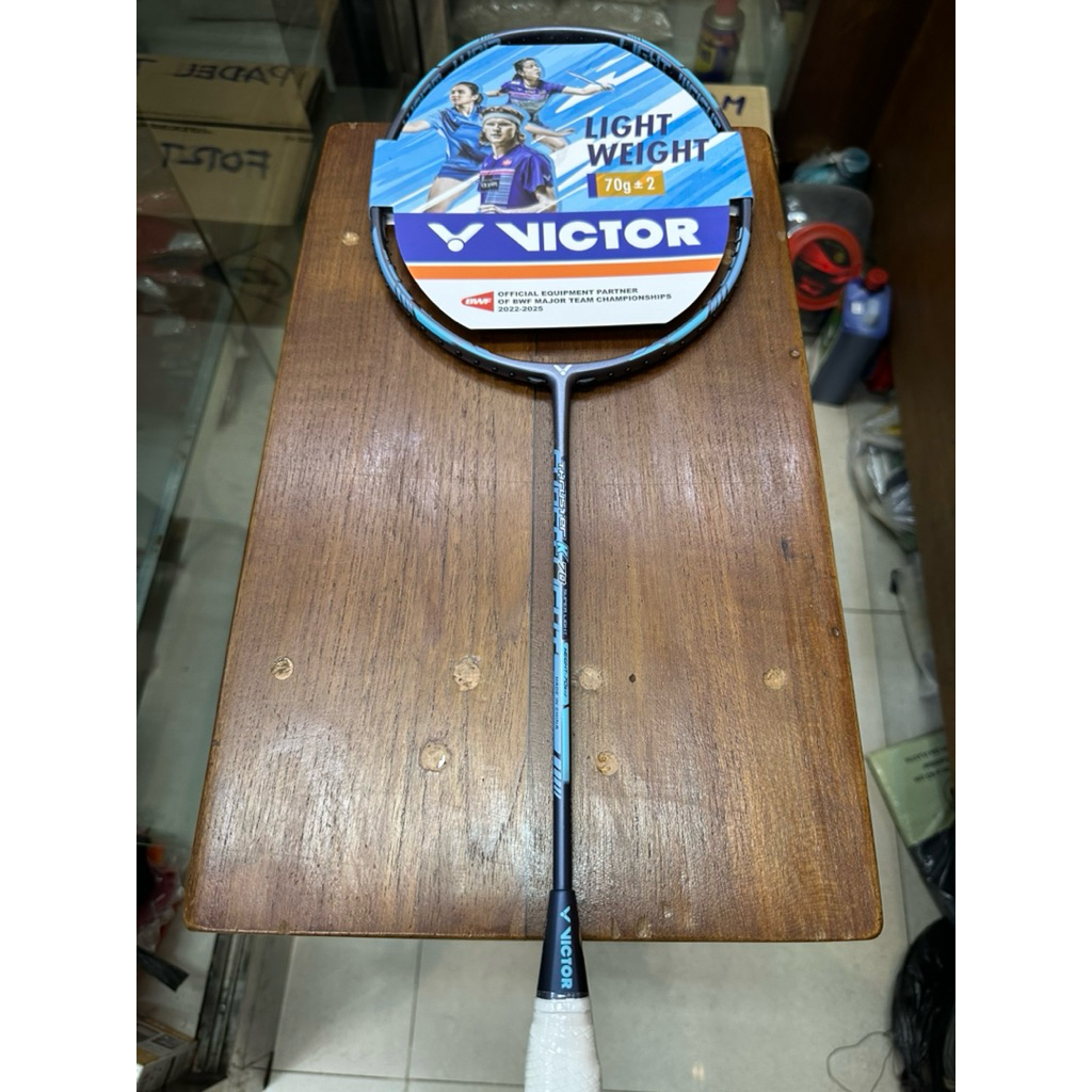 RAKET BULUTANGKIS VICTOR THRUSTER K70 SUPERLIGHT