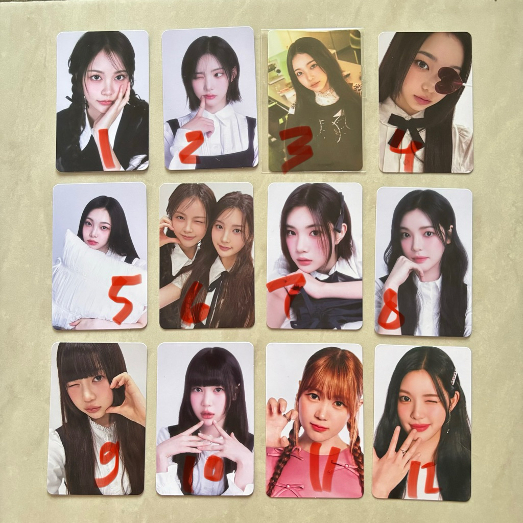 Heart2Hearts Official Photocard