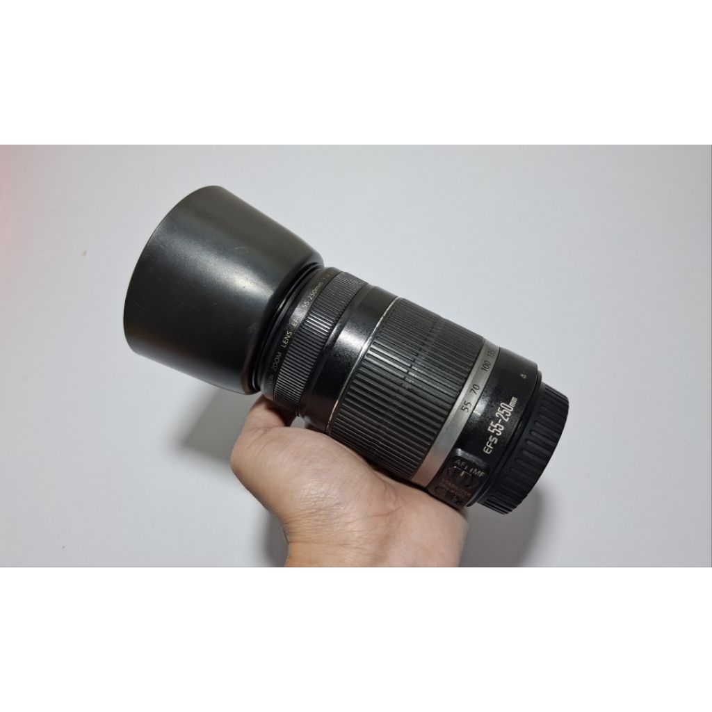 Lensa Canon 55-250mm IS