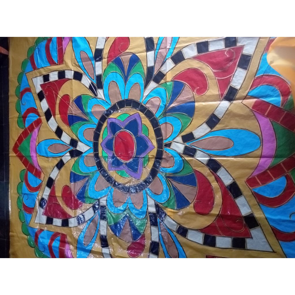 PlastikLayanganMengkilapSamakLayanganPlastikLayanganMotif