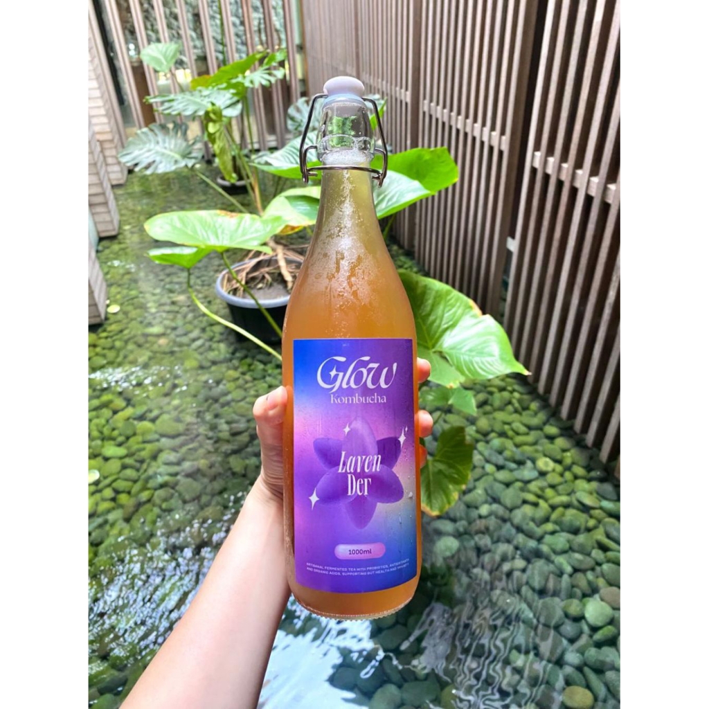 

Lavender Glow Kombucha Teh Prebiotik Sparkling 1 Liter