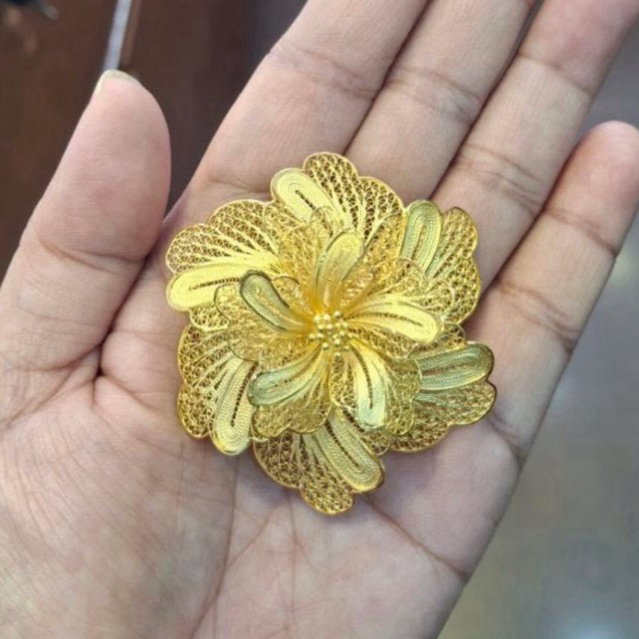 bros bunga kerawang handmade mewah elegant emas asli kadar 875