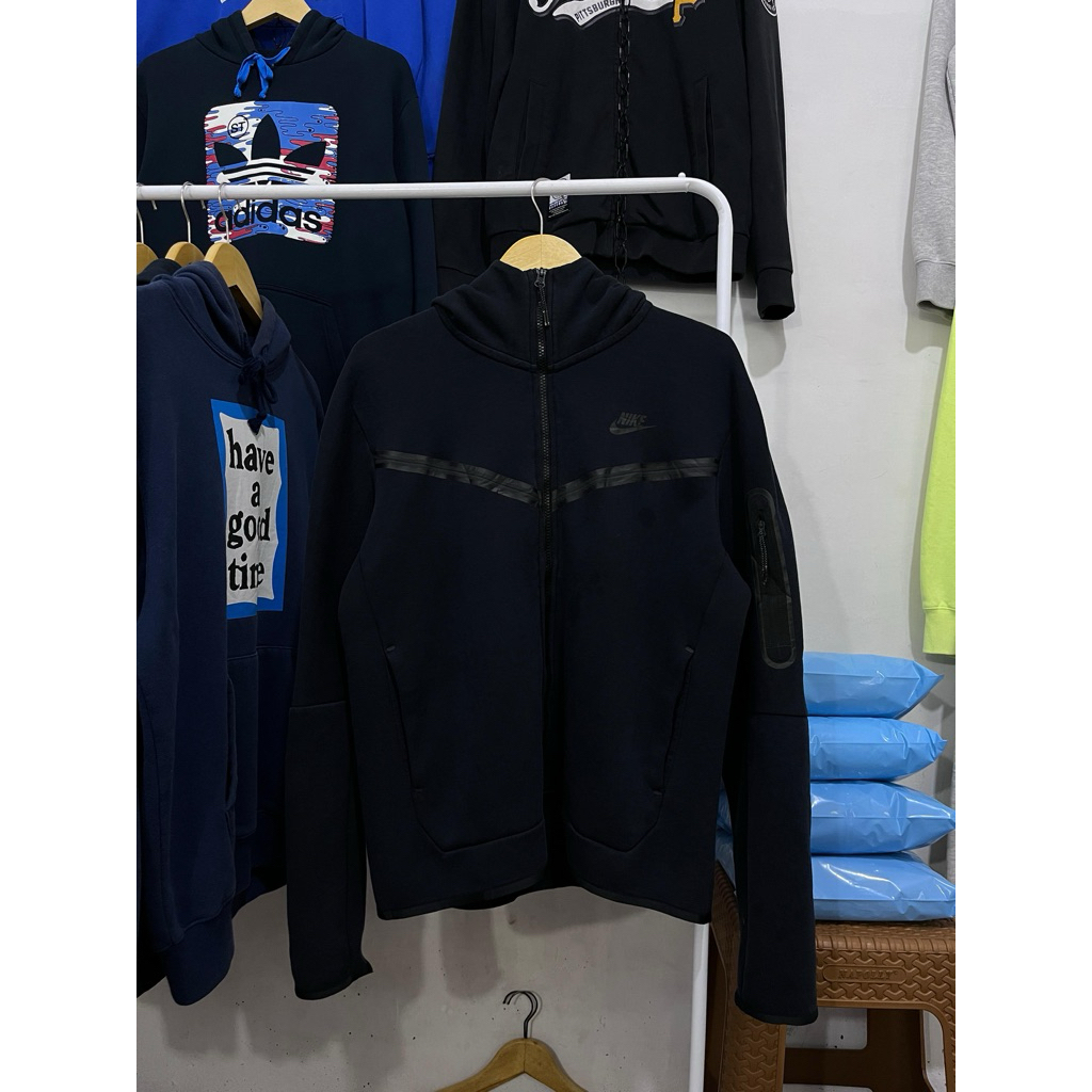 nike tech fleece saku lengan