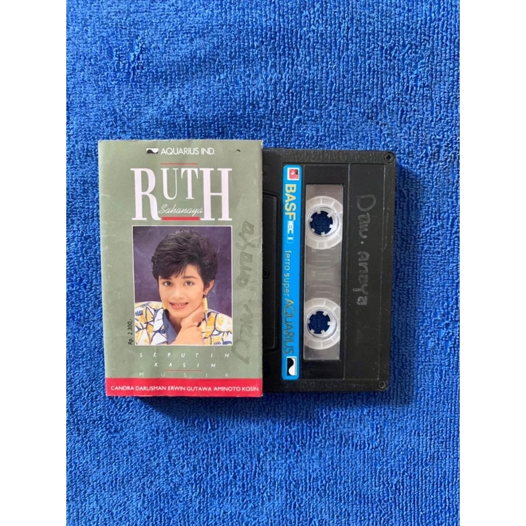 Kaset Pita Ruth Sahanaya
