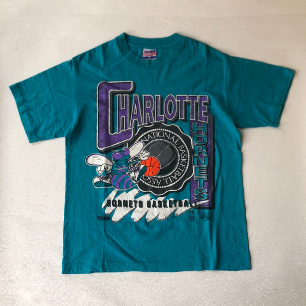 90s charlotte hornets tshirt vintage
