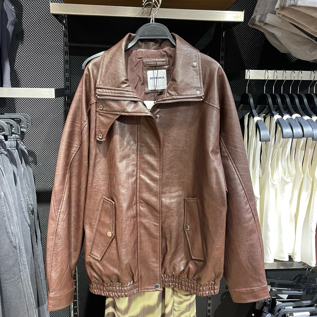 Jaket oversize Leather BERSHKA Women Jastip (jasa titip)