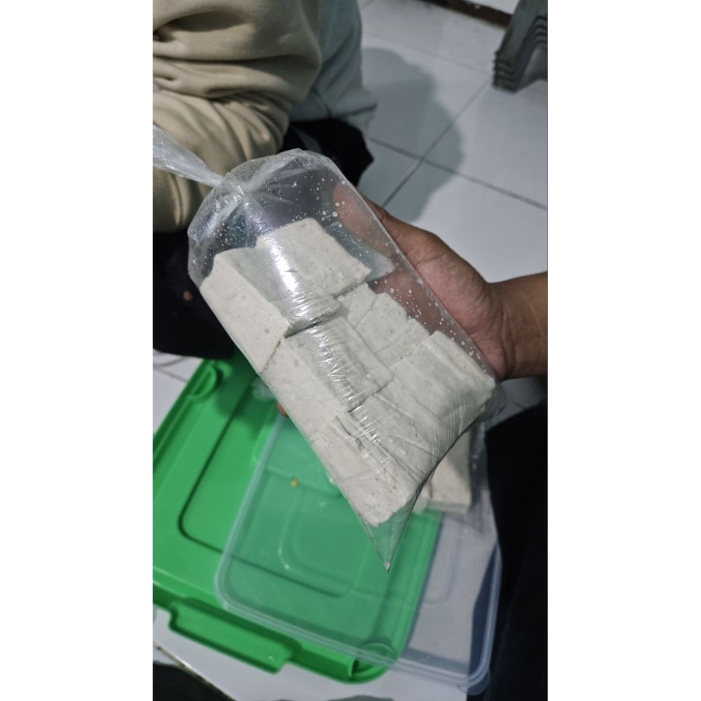 

Tahu Sutra Putih Isi 6